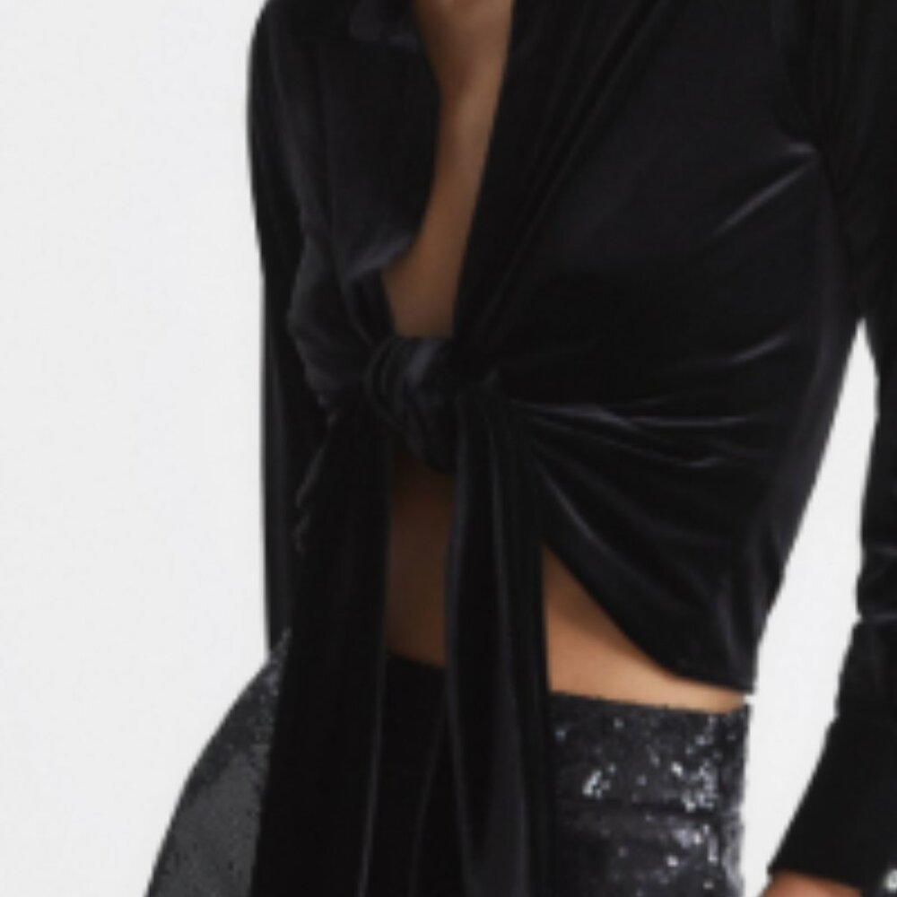 Black Velvet Style Long Sleeve Tie Front Crop Top Size Small NWOT